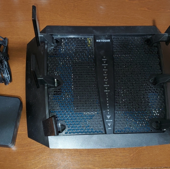 NETGEAR - Nighthawk X6S AC4000 Tri-Band